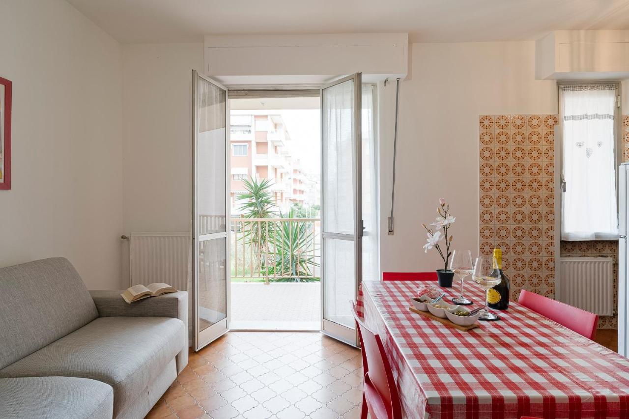 Ferienwohnung Near The Sea - Wifi And Parking Ventimiglia Exterior foto