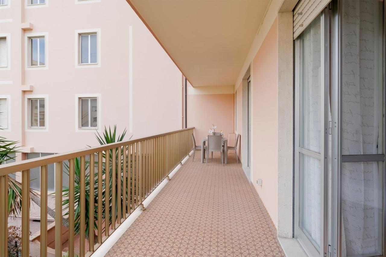 Ferienwohnung Near The Sea - Wifi And Parking Ventimiglia Exterior foto